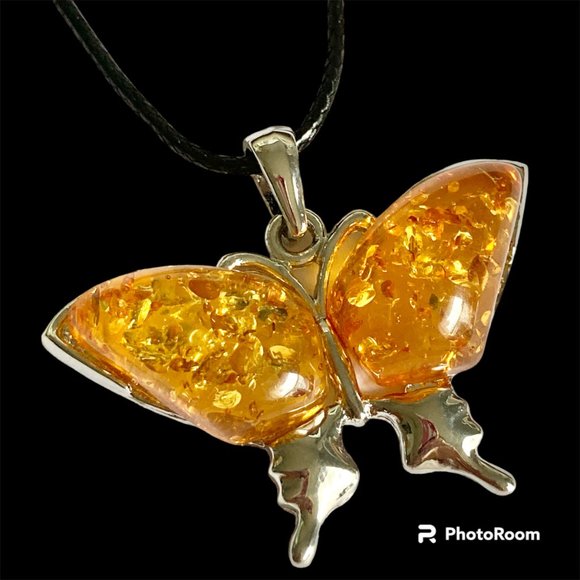 Vintage Yellow Amber Butterfly Necklace Pendant Silver Plated Simulated 18" - Picture 4 of 9